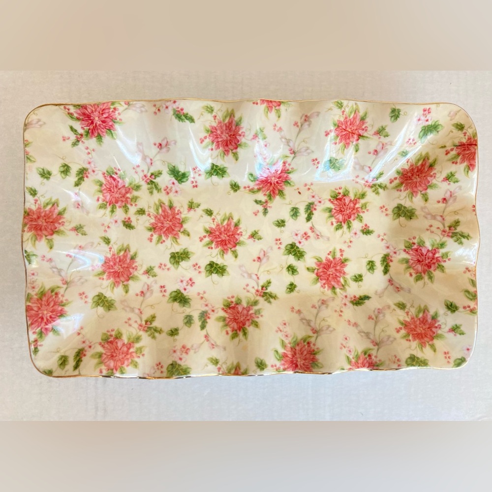 Rectangular platter with scaling edges floral pink serving platter